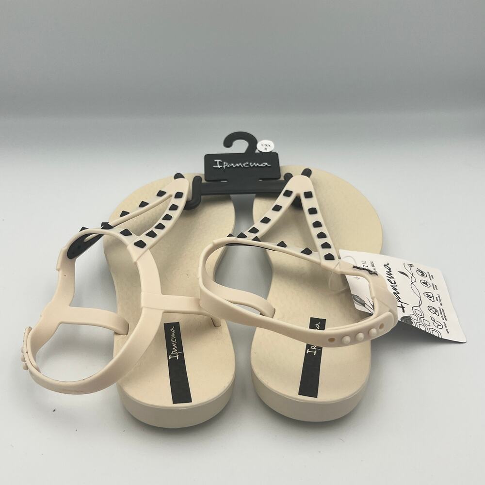 NWOB Ipanema Class Rockstar Fem Sandals Beige/Black Women's Size 8 - Picture 4 of 7